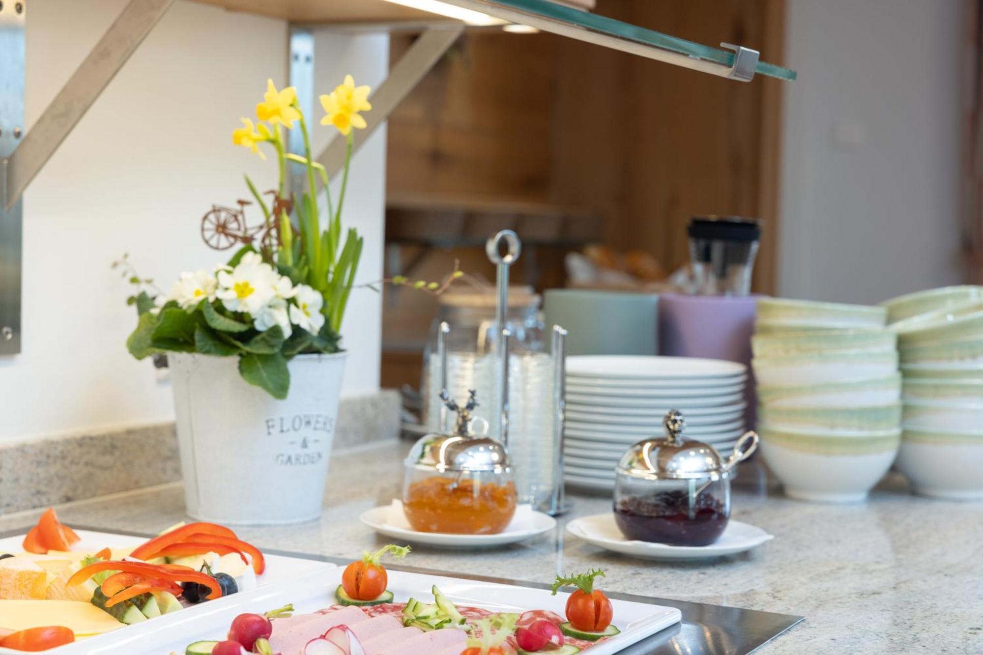 Landhotel Steigenhaus Untermunkheim Ngoại thất bức ảnh